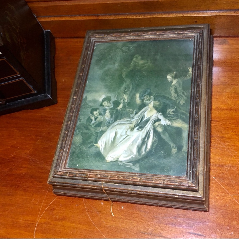 vintage wooden jewelry box with mirror